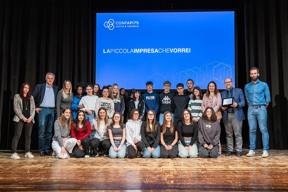 CONFAPI Premiazione La Piccola Impresa Che Vorrei-020 terza classificata  3C SUE